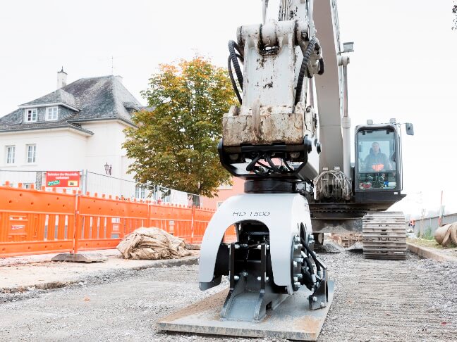 Baumaschinen: Spezielles Gerät für die Arbeiten auf Baustellen » Lexikon »  UHRIG