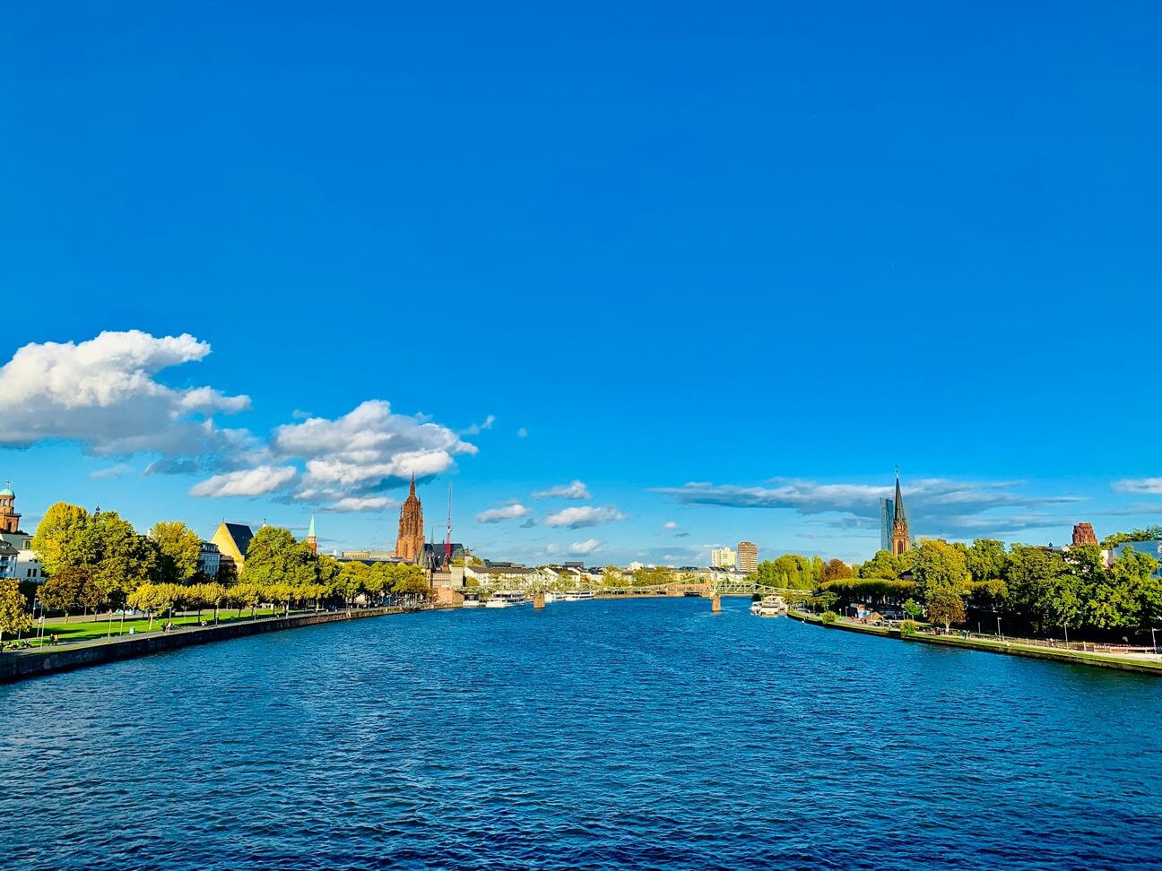 Flussbau: Ausbau, Betrieb & Unterhaltung von Flüssen » Lexikon » UHRIG